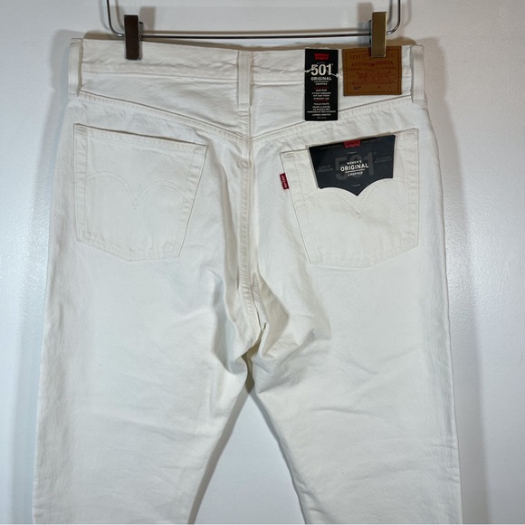 NWT Revolve Levi’s 501 Crop in Come Clean White High Rise Straight Leg Sz 31x26 - Picture 7 of 12